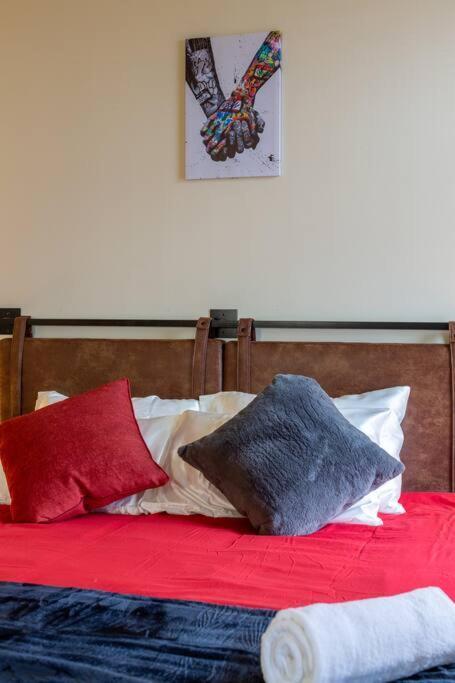 Апартаменти King Bed W/ Panoramic Views Of Dt! Рочестер Екстер'єр фото